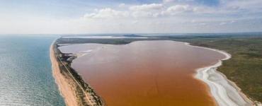 «Совершенно бесполезное»: почему Россия отдала Казахстану озеро Сладкое